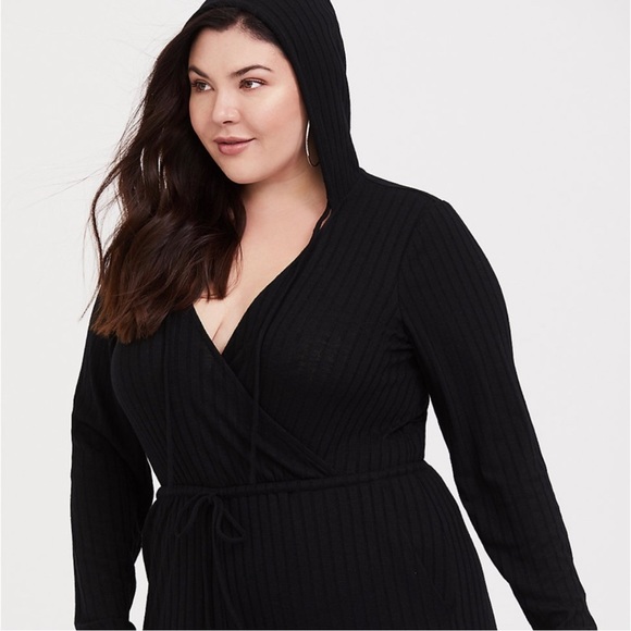 NWOT Torrid Black long sleeve Hacci jumpsuit with hood - Picture 2 of 12